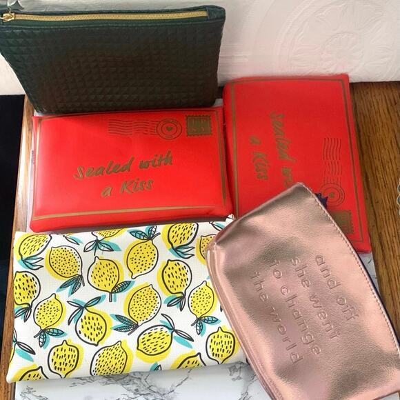 Ipsy Bags (5) Assorted with 2 Sealed with a Kiss Bags - Picture 1 of 12